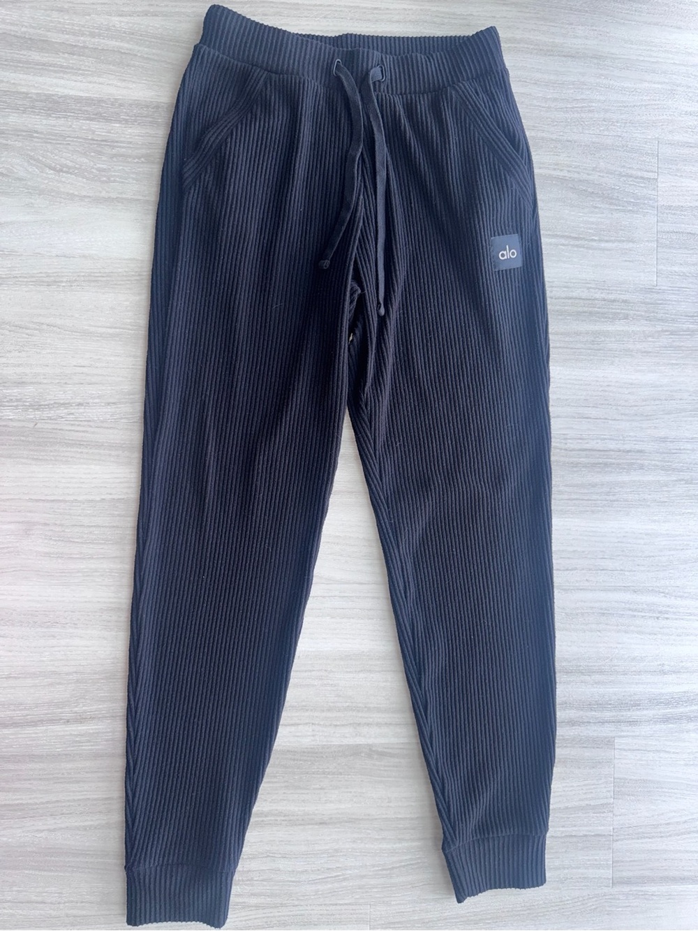 ALO Yoga Black Ribbed Drawstring Joggers